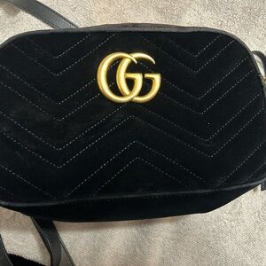 ✨ Gucci Marmont Camera Bag ✨